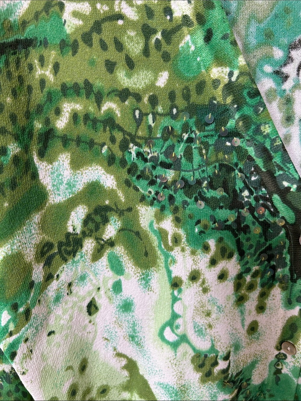 Billows cardigan Green Patterned V-Neck Button Lightweight Sweater - Picture 5 of 10